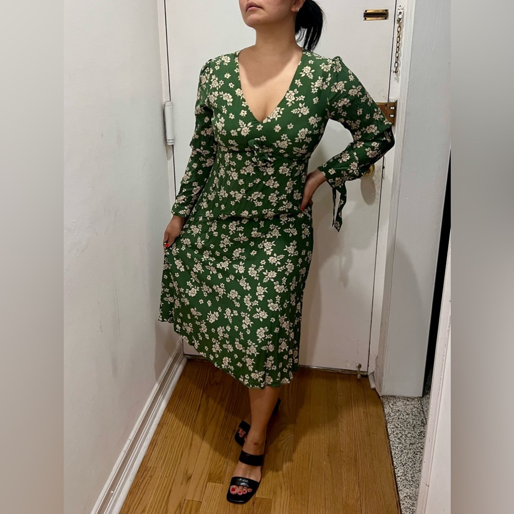 Anthropologie Green and White Wrap Sundress with Bishop Sleeves